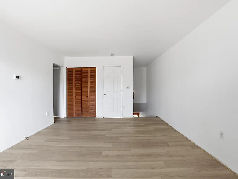 1242 Liberte Ct — Photo 15