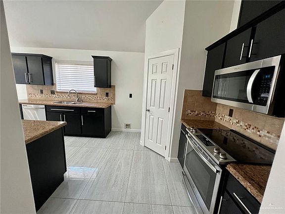 5th image of 3309 San Benito St