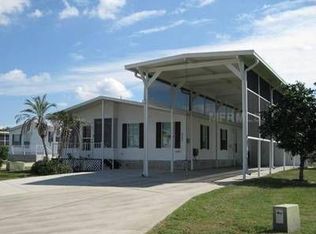 5221 Island View Cir N, Polk City, FL 33868