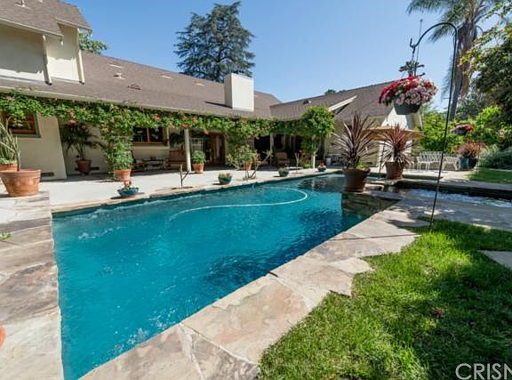 5th image of 22616 Califa St