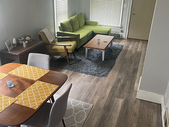 2nd image of 740 Fremont Ave NW #740
