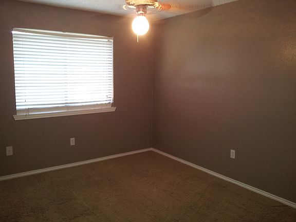 4th image of 4018 William St