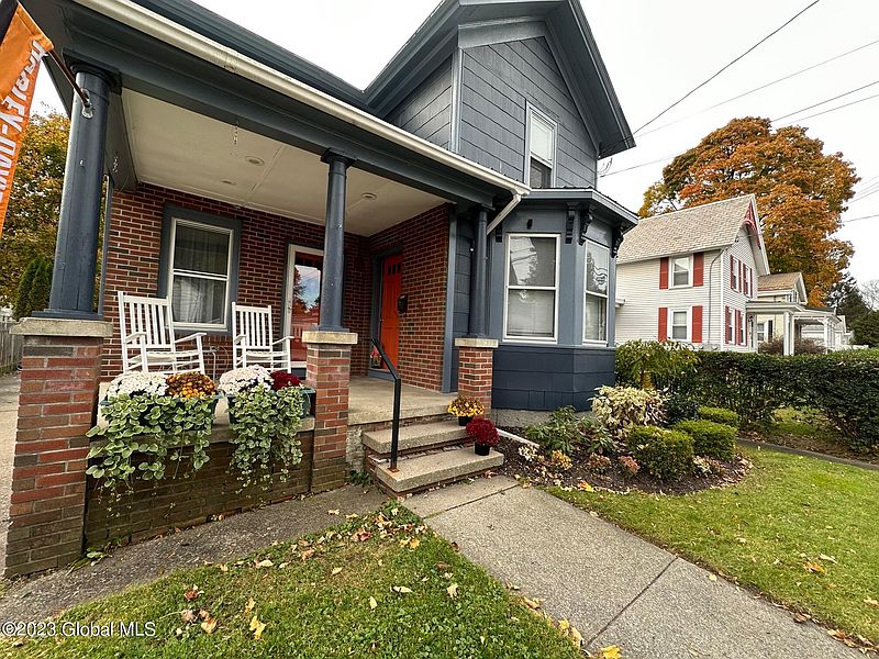 3rd image of 4 Cherry Street