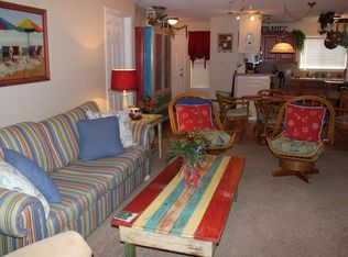 209 Forest Hls APT 217, Rockport, TX 78382