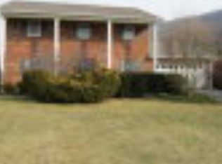 635 Sedge Wren St, Bluefield, VA 24605