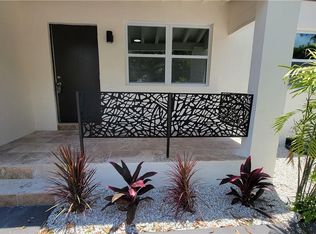 111 SW 58th Ct, Miami, FL 33144