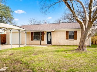 1826 S Center St, Denison, TX 75021