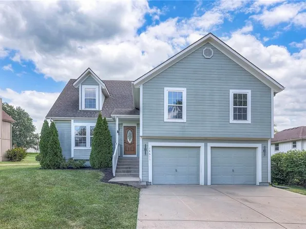 14611 Bristol Ave, Grandview, MO 64030