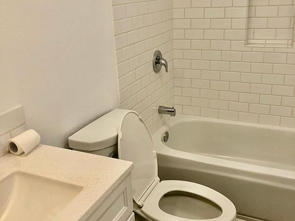 5th image of 10870 New Salem Pl