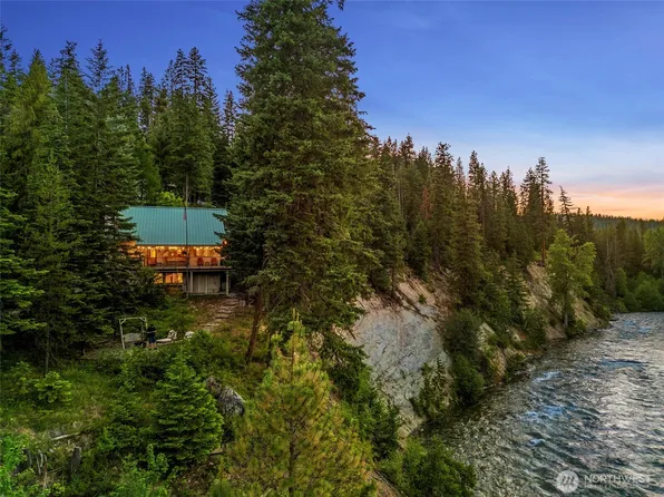 2290 Riffle Drive, Leavenworth, WA 98826