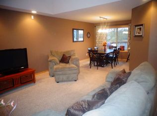 5421 128th St N, Hugo, MN 55038