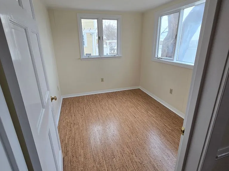 5 Hillside Ave — Photo 5