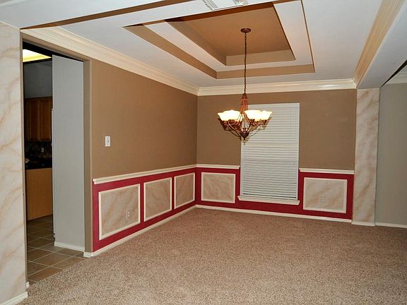5th image of 513 Green Cedar Dr