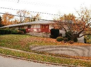 1970 Audubon Dr, Dresher, PA 19025