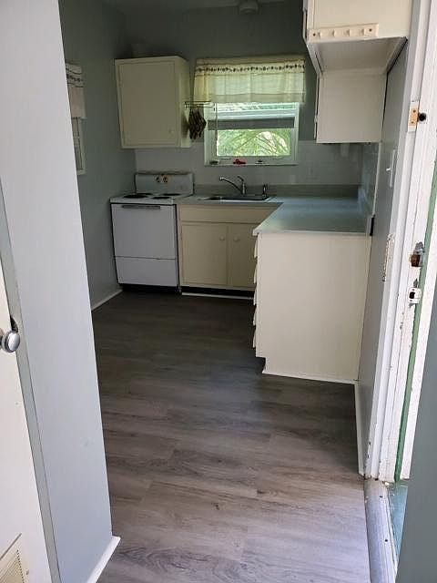 1st image of 493 1st St S APT 206