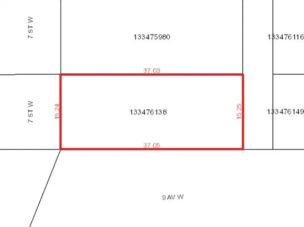 911 7th Street W, Nipawin, SK S0E 1E0