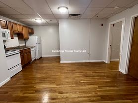 22 High St