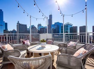 180 North Jefferson, Chicago, IL 60661