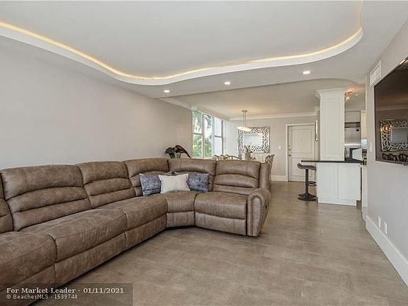 5th image of 3301 NE 32nd Ave APT 202