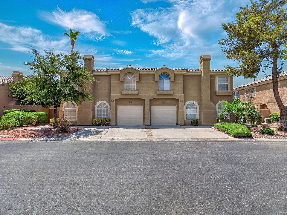 9631 Lame Horse Dr