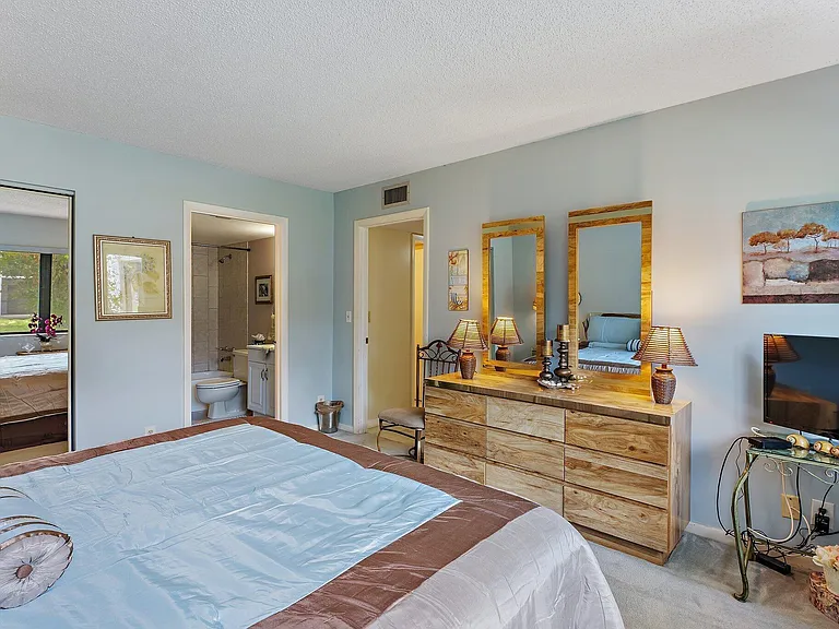1605 S US Highway 1 #D106 — Photo 27