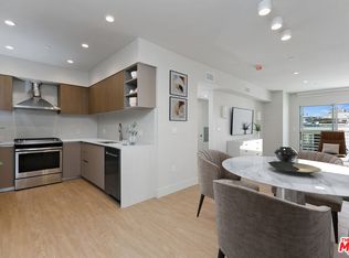 11837 Mayfield Ave #404, Los Angeles, CA 90049