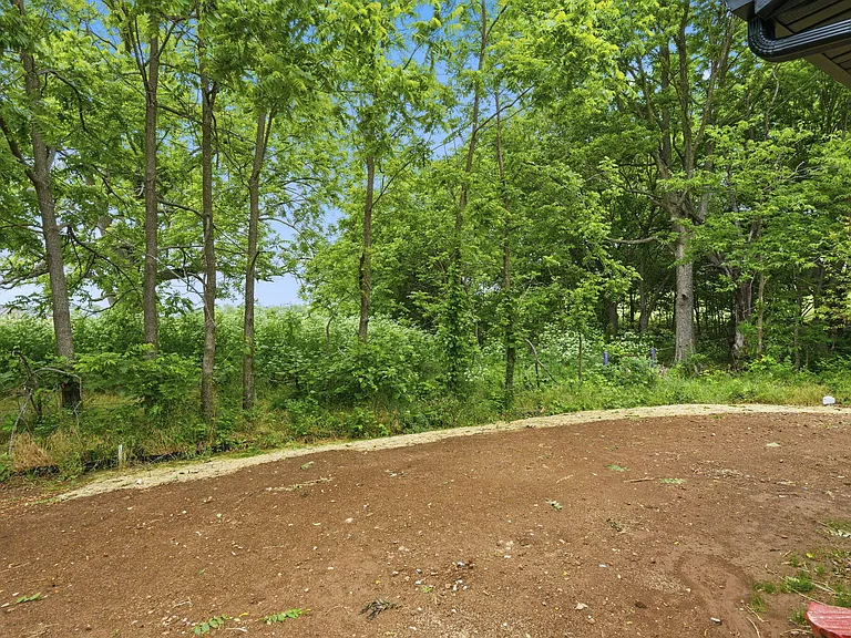 2175 W Parkview Ave — Photo 29