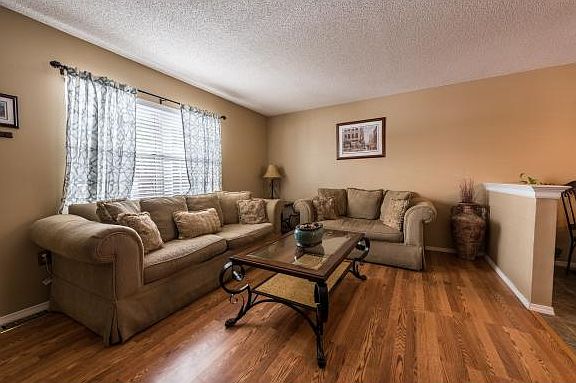 5th image of 1005 Lisa Dr