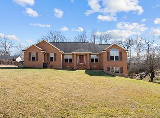 112 Dove Dr, Crossville, TN 38555