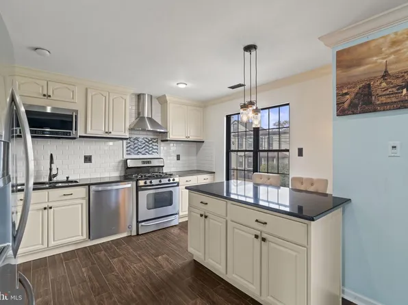 4406 McMenamy St, Philadelphia, PA 19136