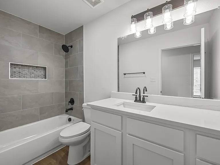 2307 Mill St — Photo 12