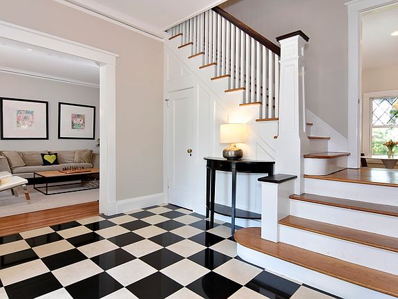 17 Benedict Place