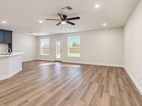 5th image of 8305 NW 163rd Ter