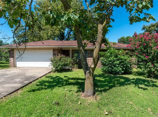 124 Oak Ave, Decatur, AR 72722