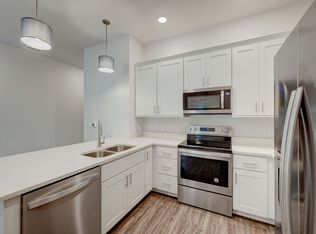 Metro 39 Apartments, Gainesville, FL 32606