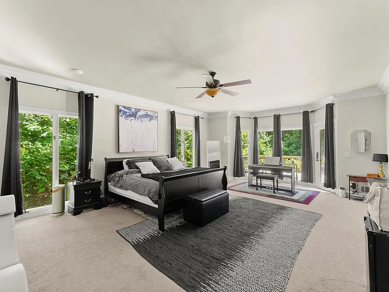 5785 Northside Dr — Photo 17