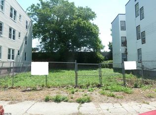 184 21st St, Irvington, NJ 07111