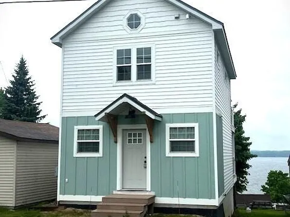 10606 Lake St, Chippewa Lake, MI 49320