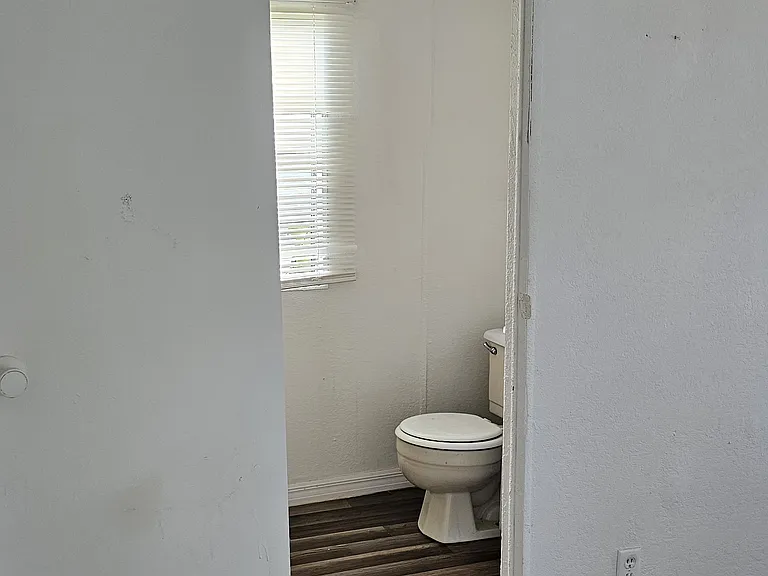 1849 7th St SW #2 — Photo 19
