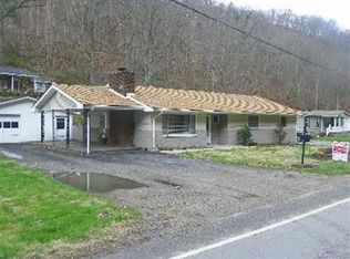 4372 Chloe Rd, Pikeville, KY 41501