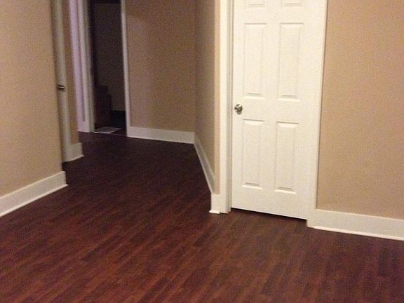 3rd image of 1035 E Mills Ave