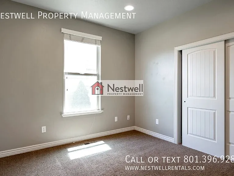 4631 W Vermillion Dr — Photo 20