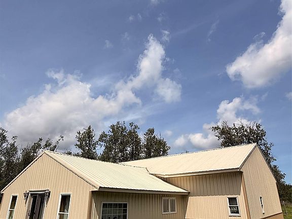 3rd image of 5749 Schultz Rd