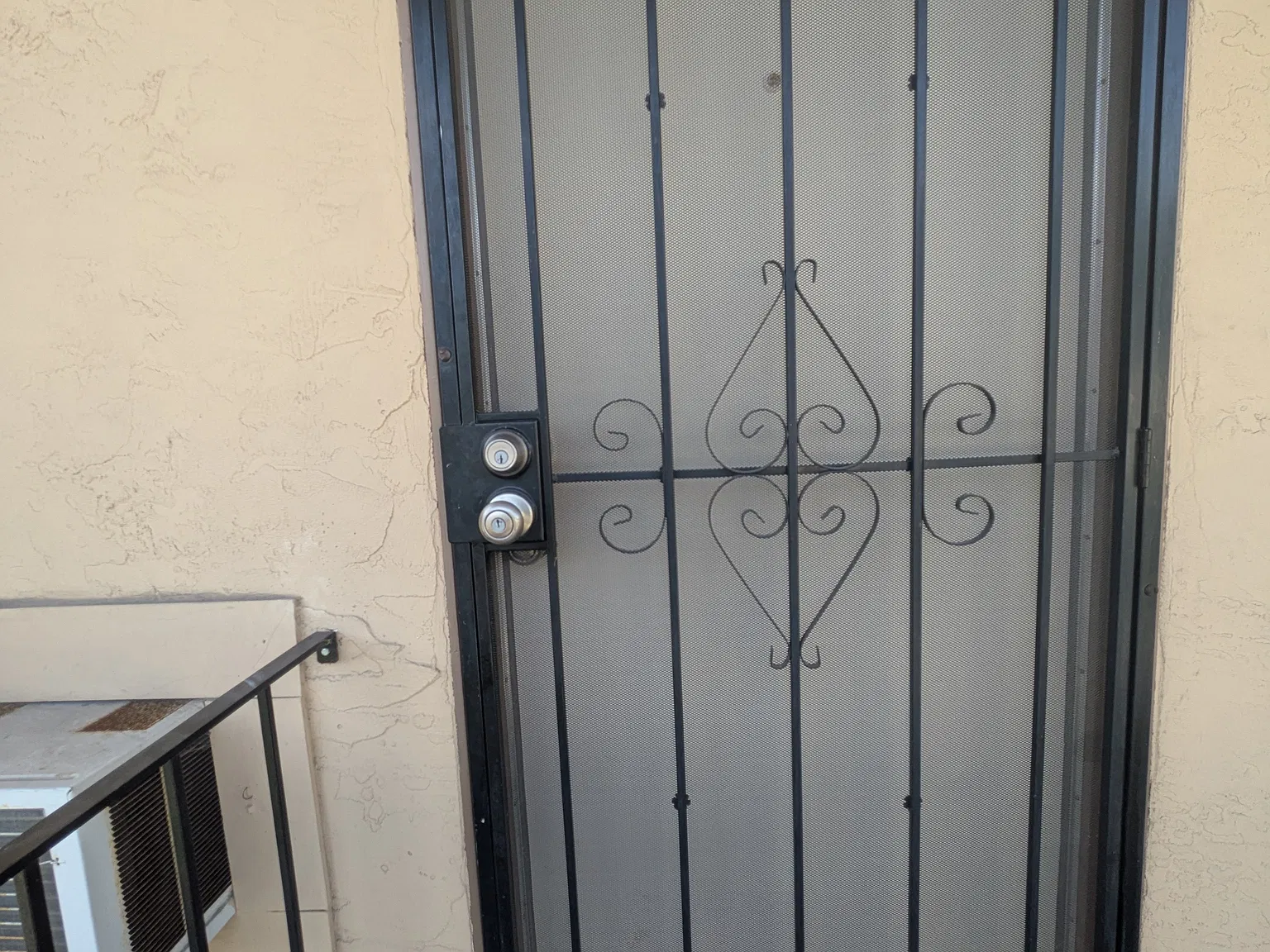 2 bed, 730 sqft, $2,480 — Photo 4