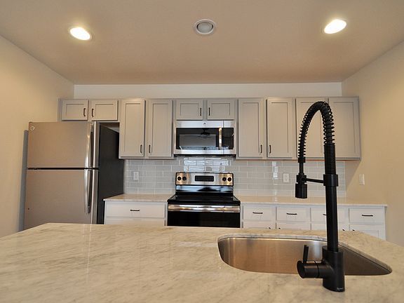 5th image of 5610 Lewis St APT C