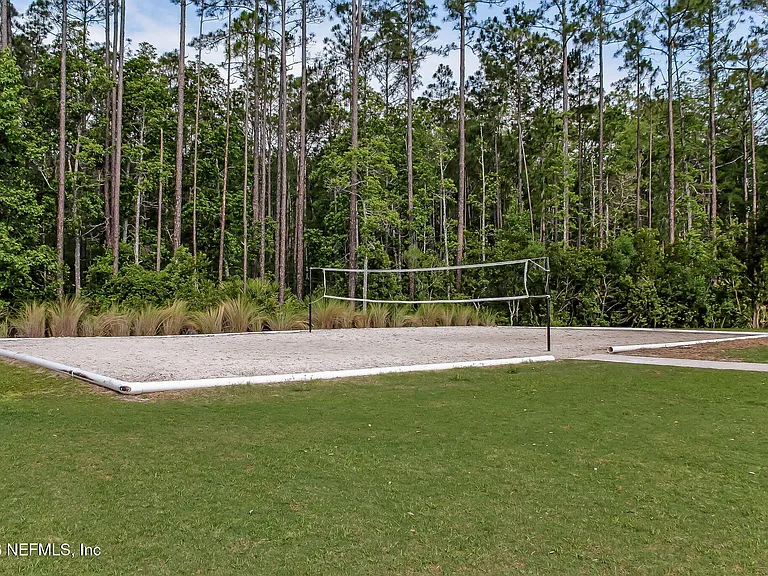 470 Servia Dr — Photo 39
