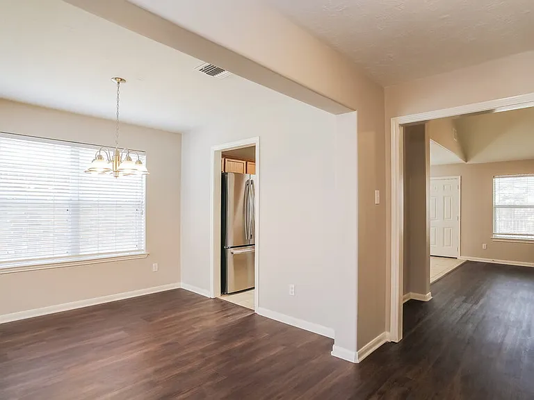 3230 Candlepine Dr — Photo 6