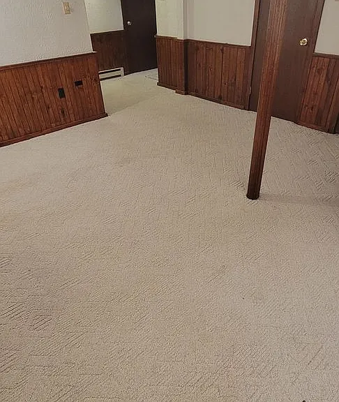 423 N Mount Vernon Cir — Photo 5