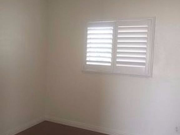 4th image of 3485 Newton Ave