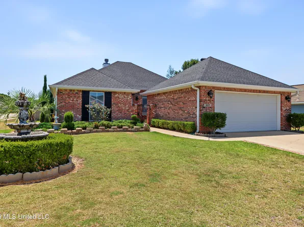 317 Twin Lakes Blvd, Long Beach, MS 39560